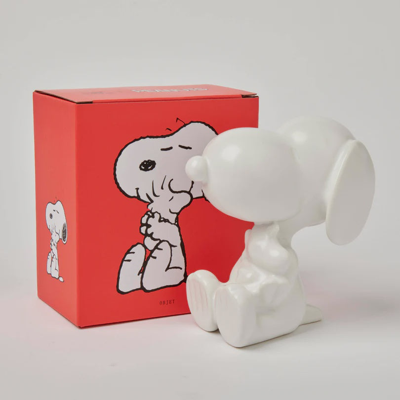 PEANUTS - Snoopy Hugs Ornament