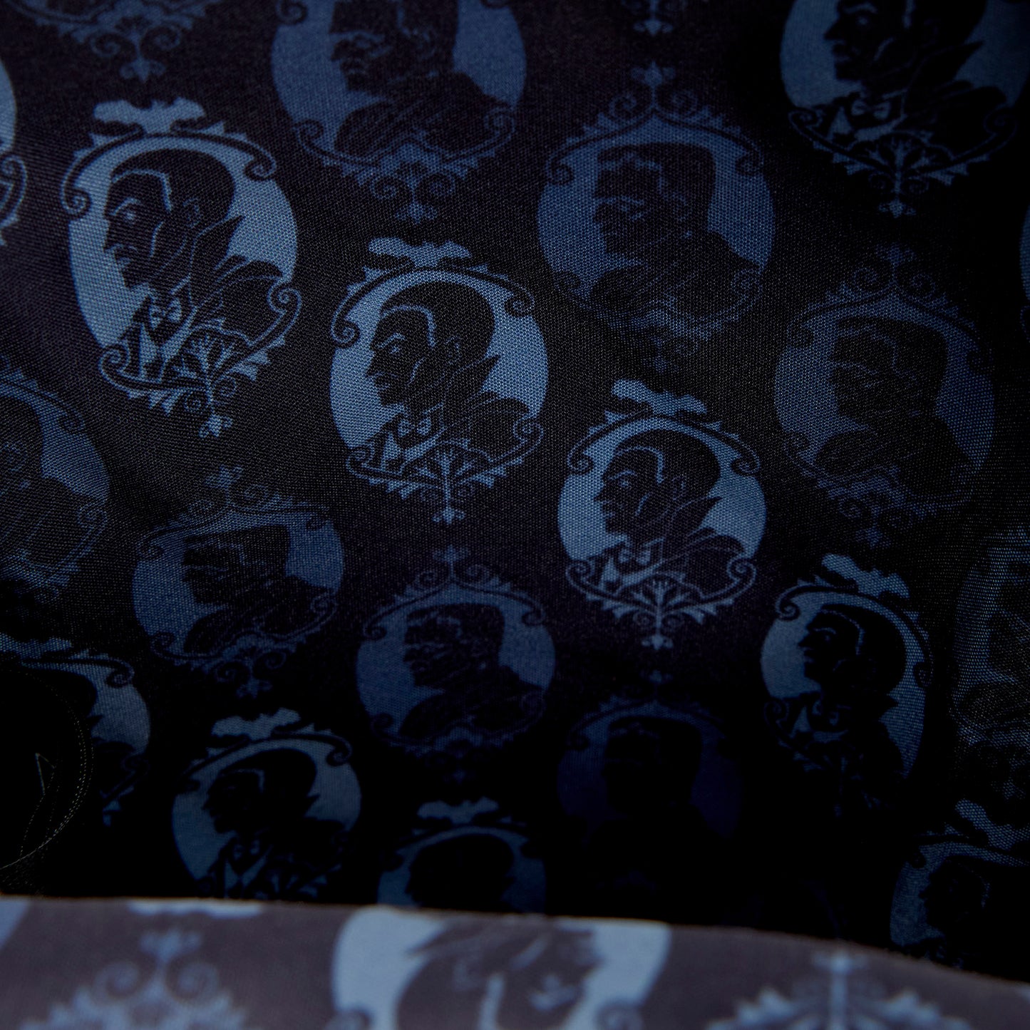 LOUNGEFLY : UNIVERSAL MONSTERS - Frankenstein Sling Bag