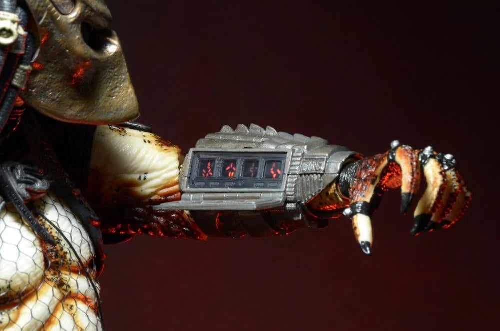 PREDATOR - City Hunter (LED Lights) 1/4 Scale Neca Figure