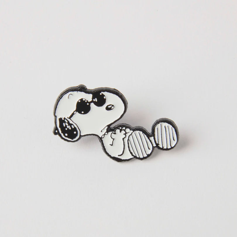 PEANUTS - Slacker Pin Badge