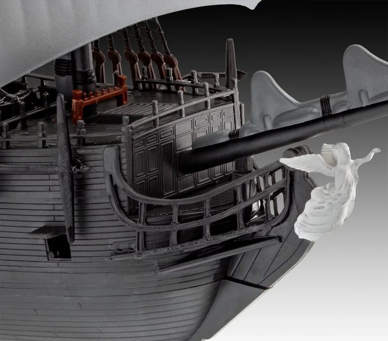DISNEY : PIRATES OF THE CARIBBEAN - Black Pearl Click System Revell Model Kit