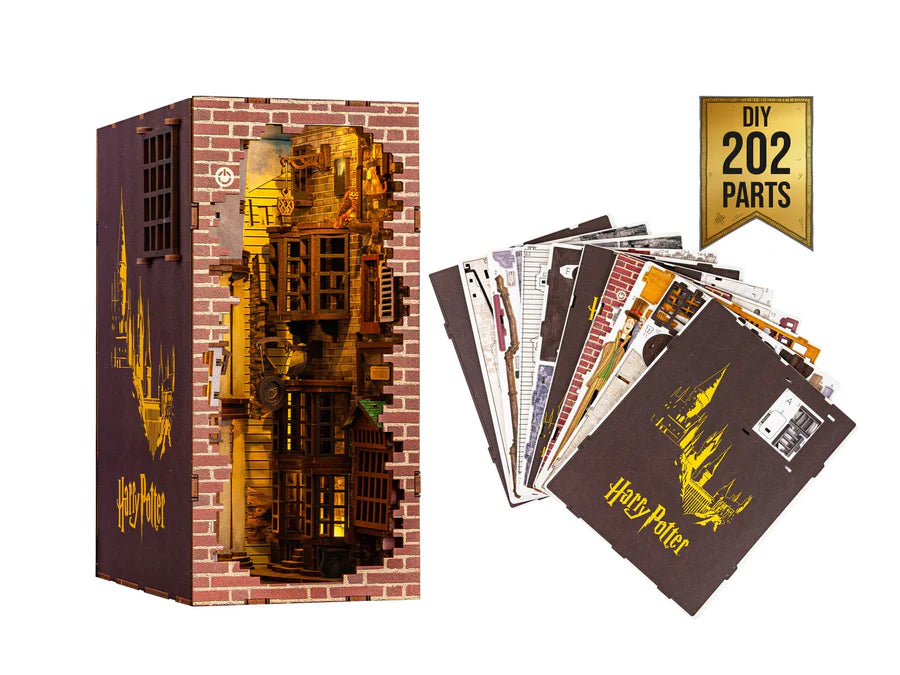 HARRY POTTER - Diagon Alley Tiny Adventures Book Nook Revell Model Kit