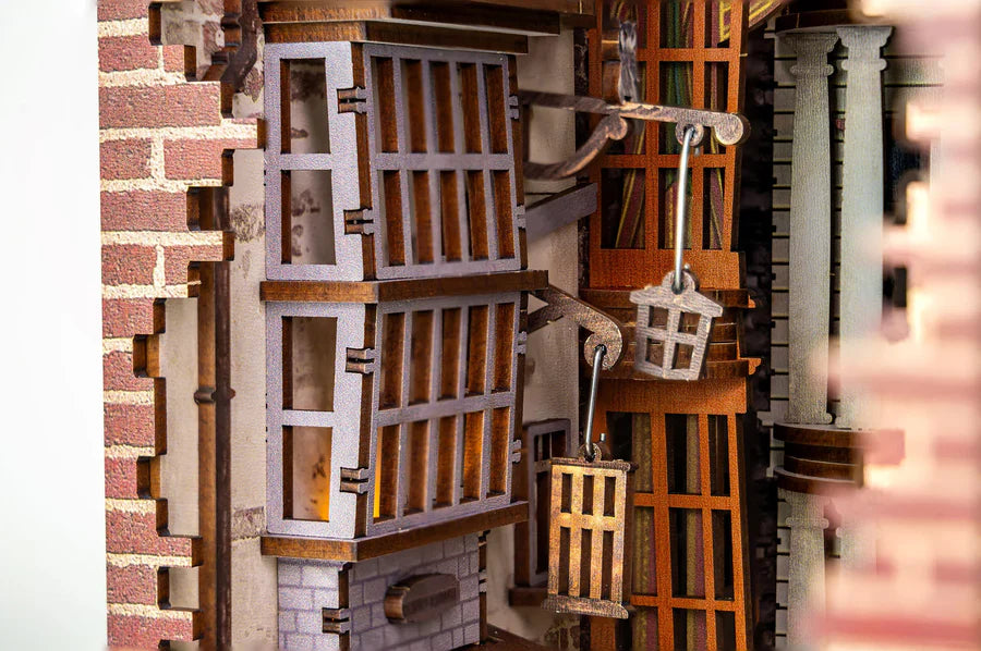 HARRY POTTER - Diagon Alley Tiny Adventures Book Nook Revell Model Kit