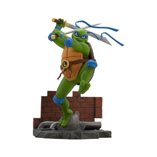 TEENAGE MUTANT NINJA TURTLES - Leonardo SFC Figure