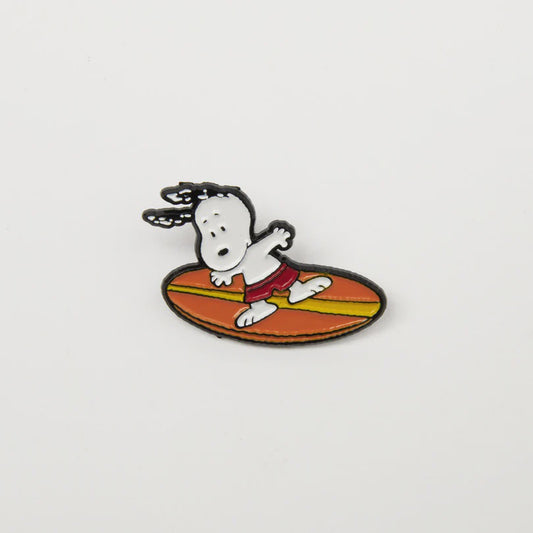 PEANUTS - Surf Pin Badge