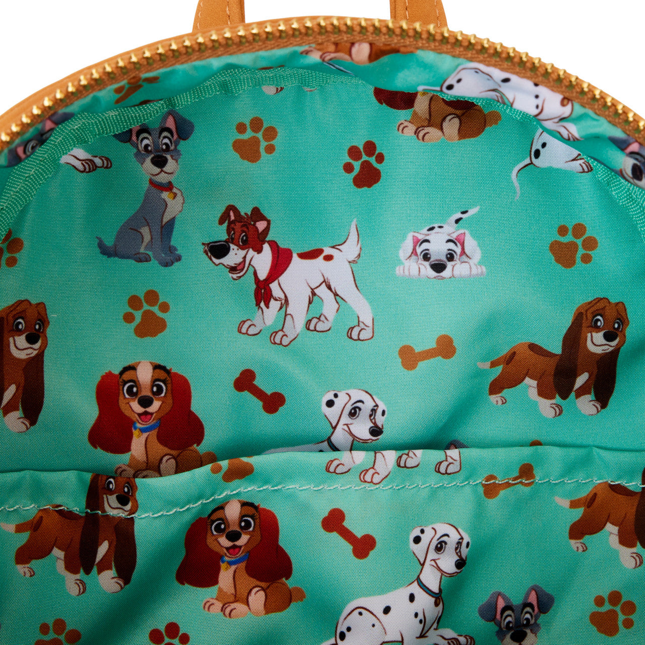 LOUNGEFLY : DISNEY - I Heart Disney Dogs Lenticular Mini Backpack