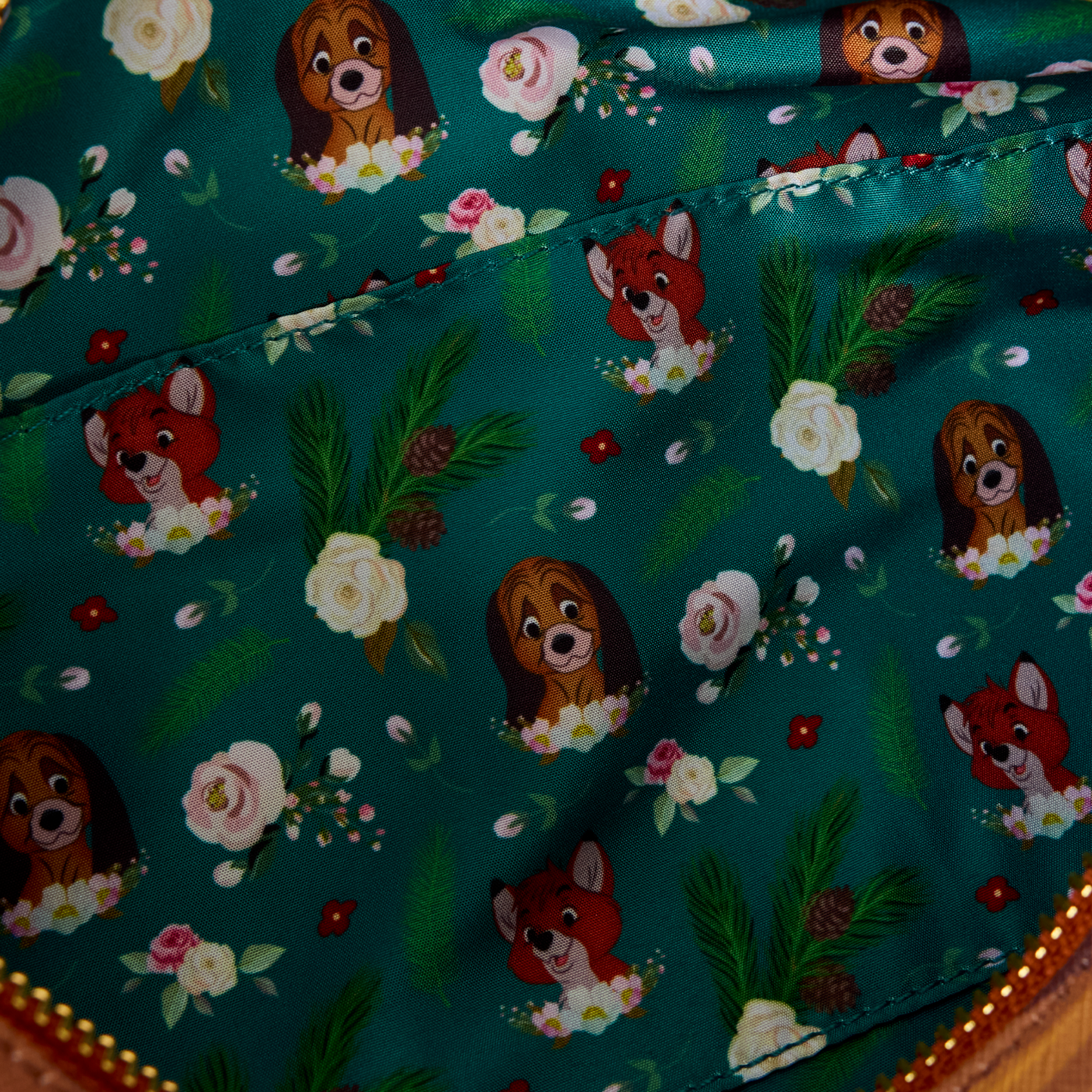 LOUNGEFLY : DISNEY - The Fox & The Hound Crossbody Bag