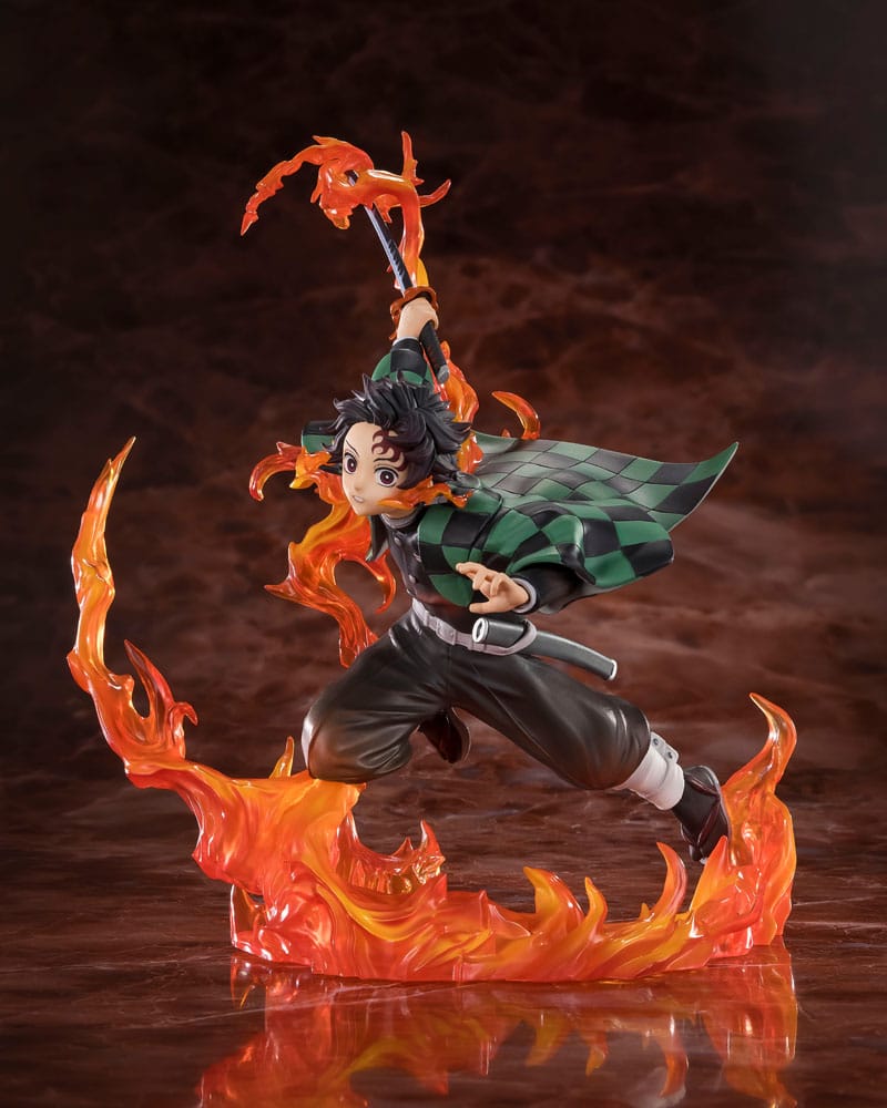 DEMON SLAYER - Tanjiro Kamado (Kyojuro Rengoku's Sword Guard Ver.)  FiguartsZERO Figure