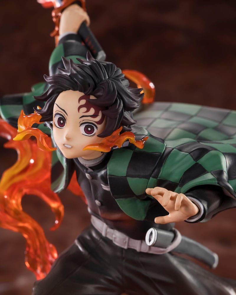 DEMON SLAYER - Tanjiro Kamado (Kyojuro Rengoku's Sword Guard Ver.)  FiguartsZERO Figure