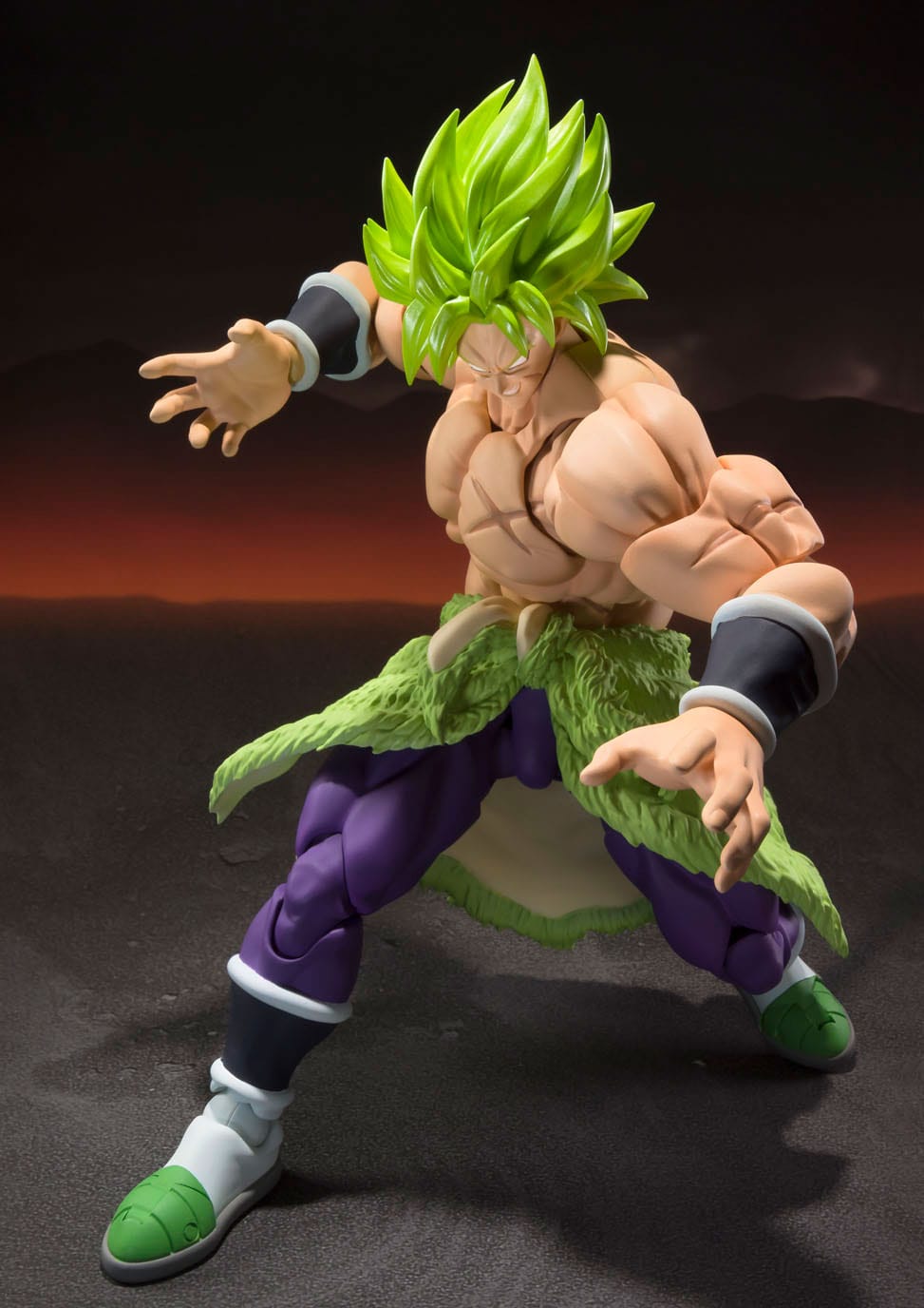 DRAGON BALL SUPER - Super Saiyan Broly Fullpower S.H. Figuarts Action Figure