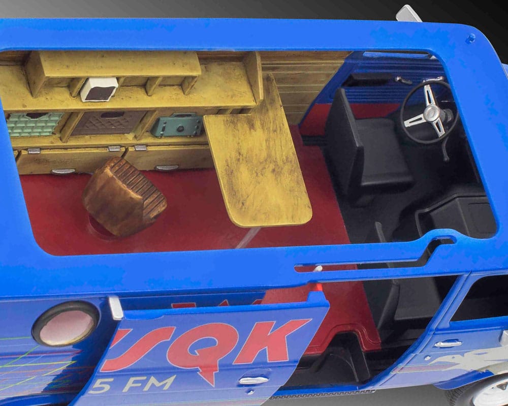 STRANGER THINGS - Squawk Van (WSQK) 1/25 Revell Model Kit
