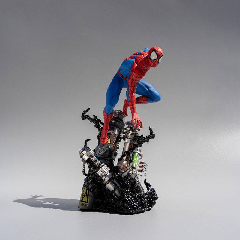 MARVEL : SPIDER-MAN - Amazing Spider-Man 1/10 Semic Figure