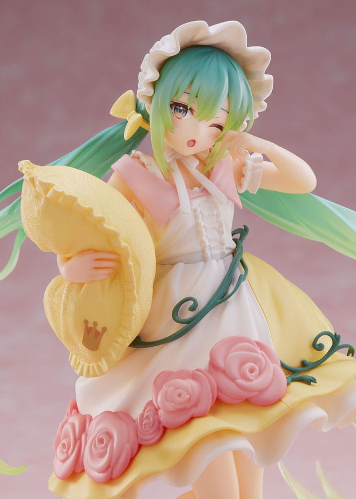 HATSUNE MIKU - Sleeping Beauty Wonderland Taito Figure
